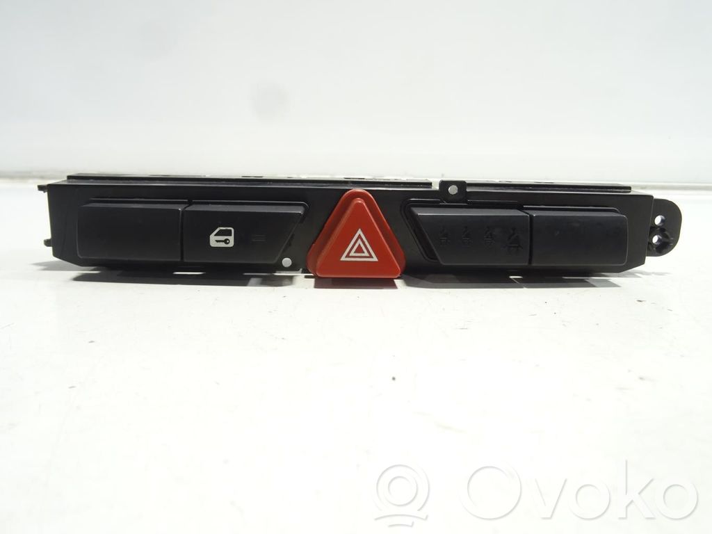 KIA Pro Cee'd I Hazard light switch 
