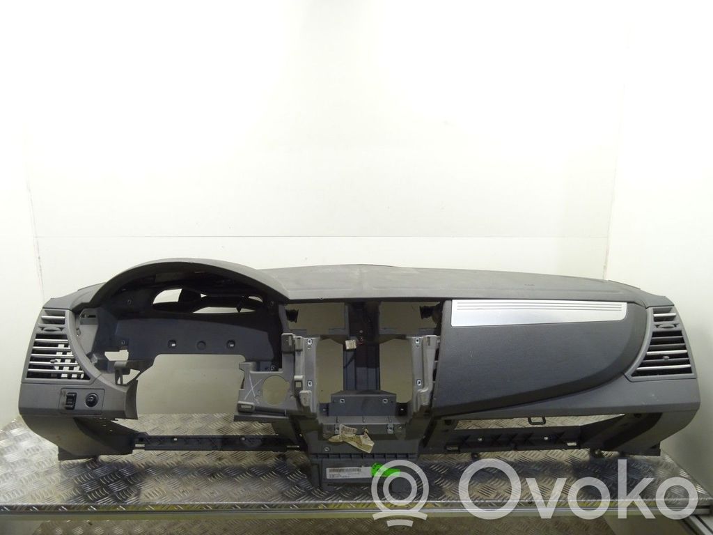 Chrysler Sebring (JS) Панель 
