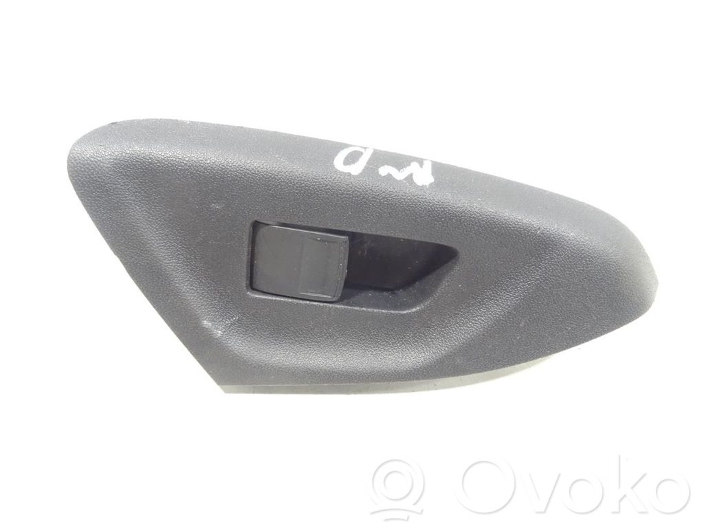 Peugeot 108 Electric window control switch 