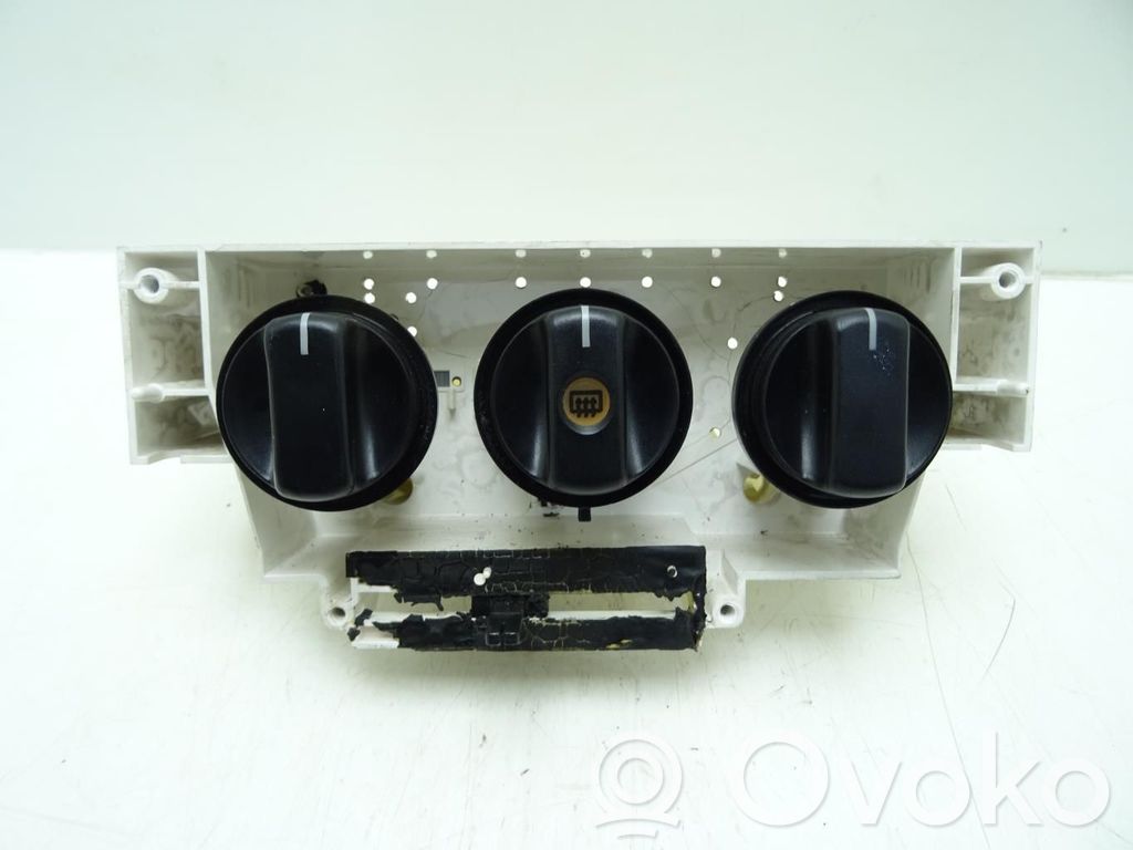Opel Agila A Climate control unit 