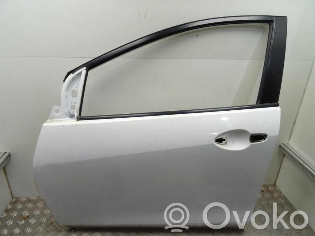 Mazda 2 Priekinės durys 