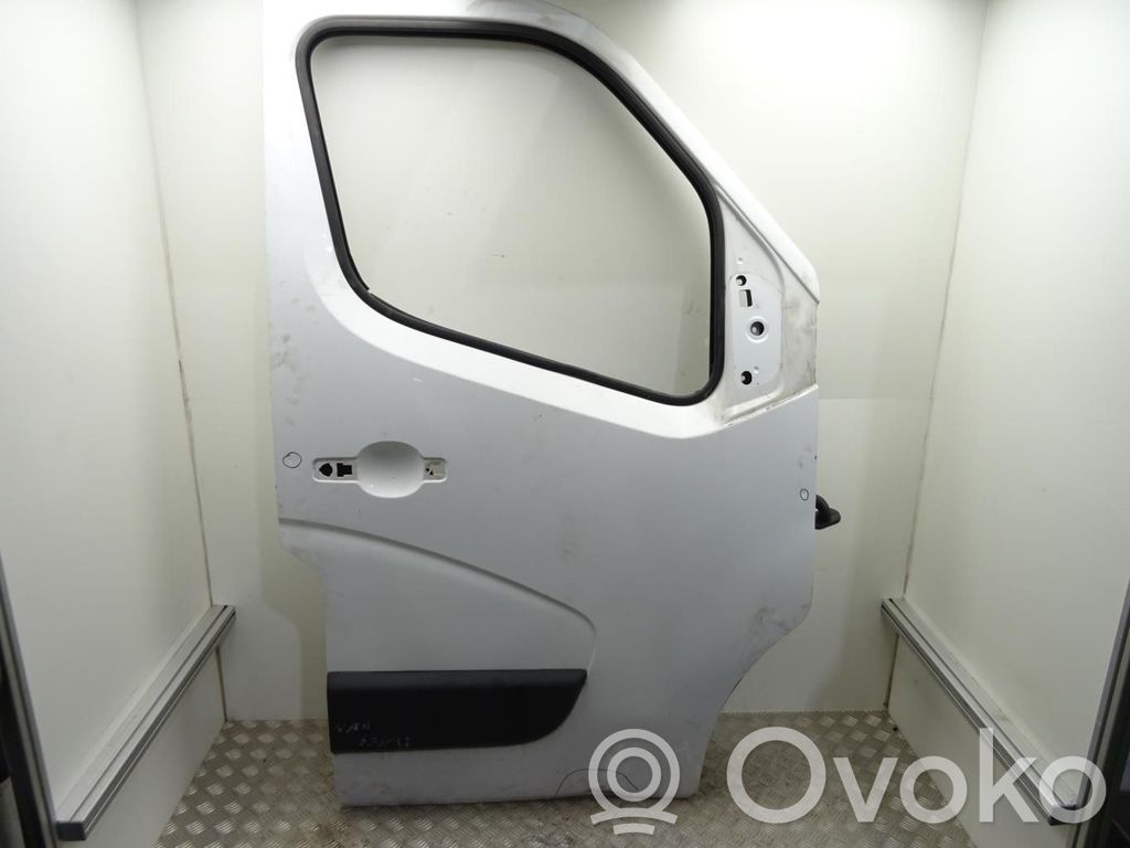 Nissan NV400 Puerta delantera 