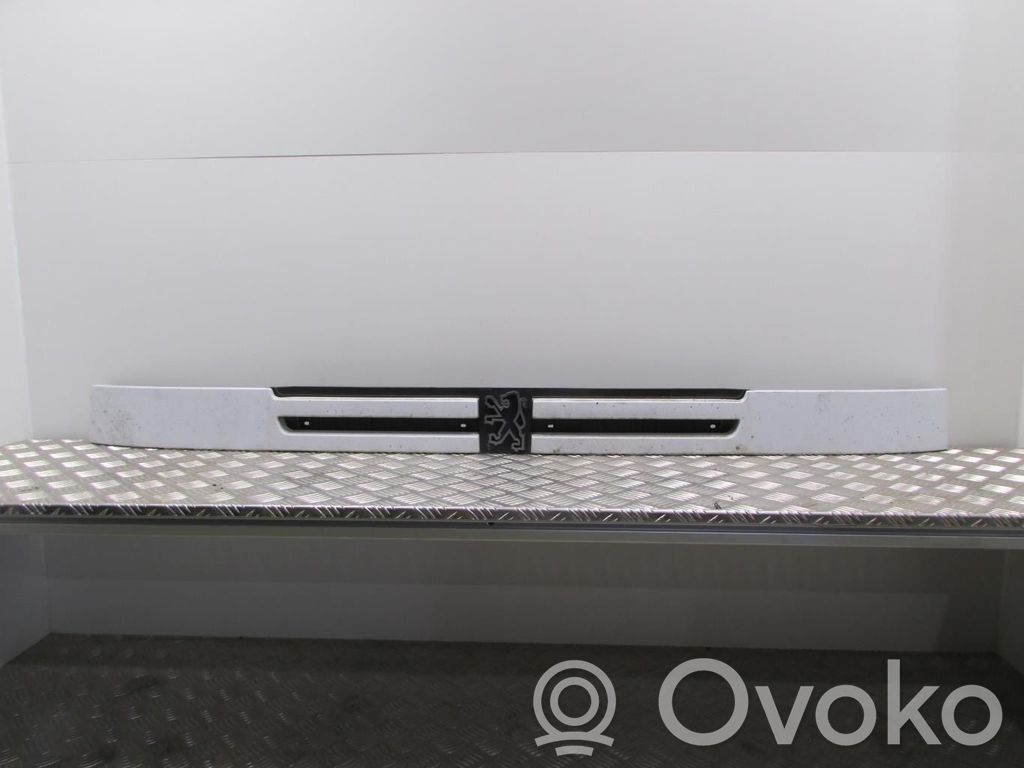 Peugeot Boxer Front grill 