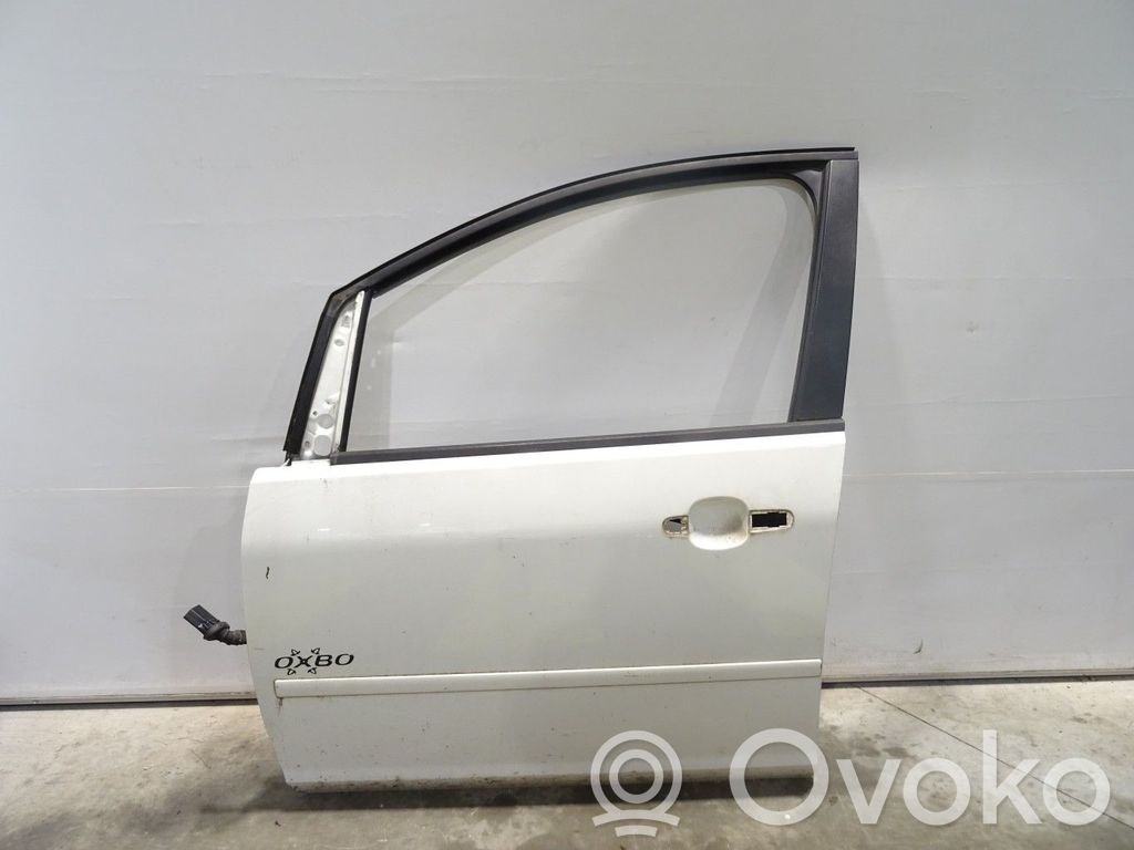 Durvis   1678024