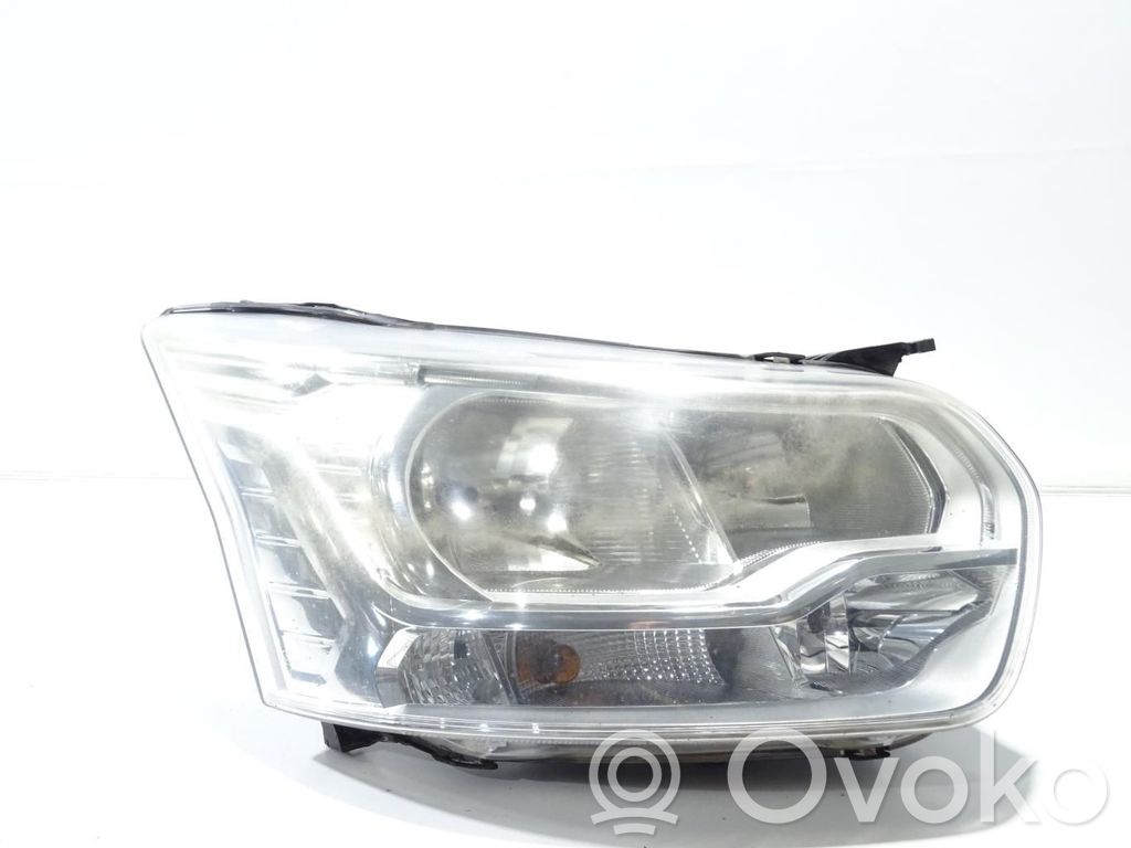 Headlight/headlamp   2639604