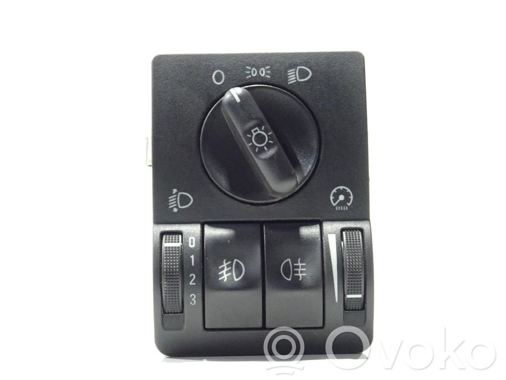 Opel Tigra B Light switch 