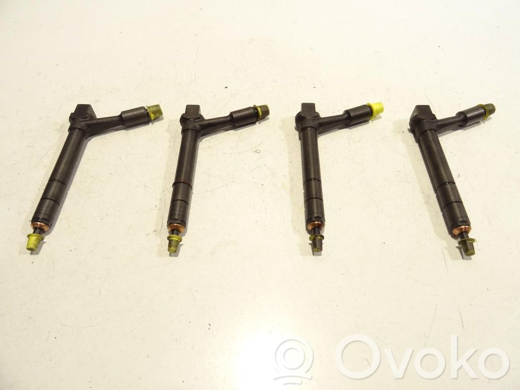 Opel Corsa C Inyector de combustible 