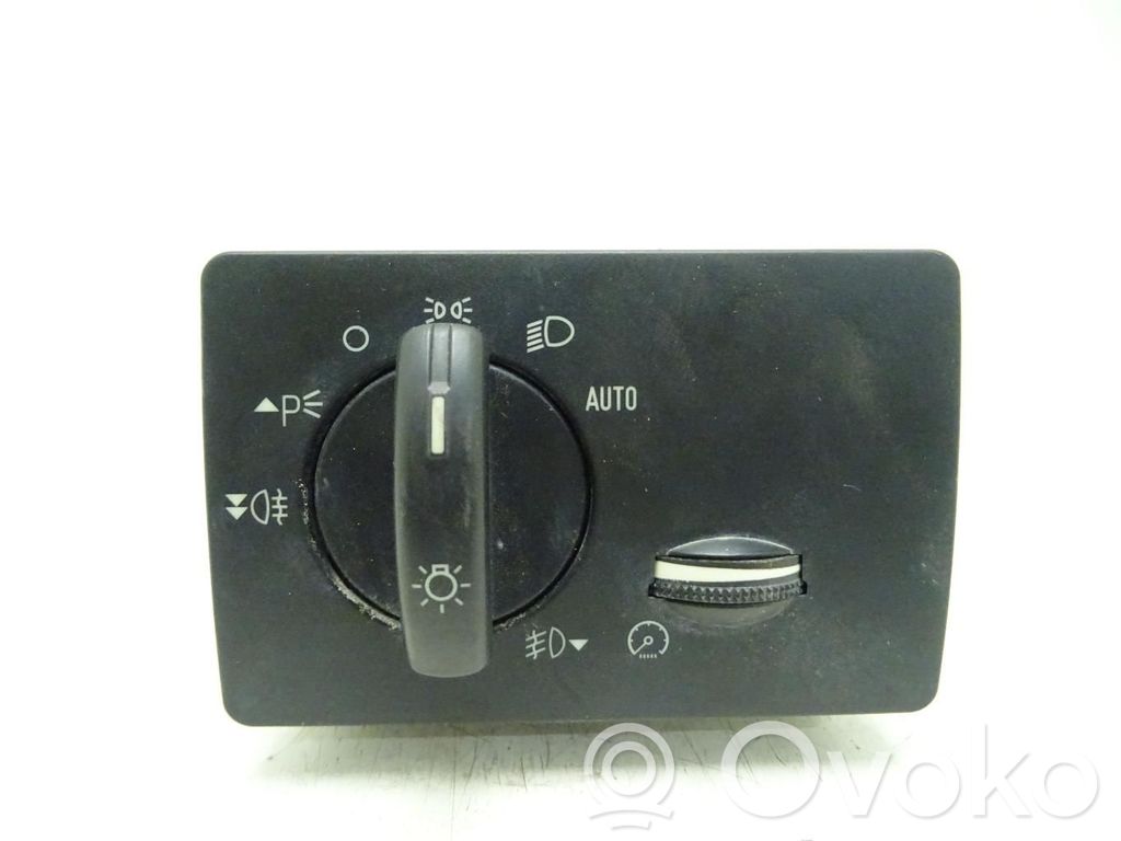 Ford Kuga I Light switch 