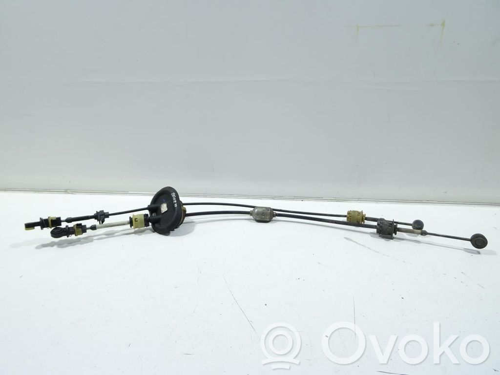 Peugeot 207 Gear shift cable linkage 