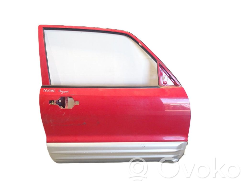 Mitsubishi Pajero Puerta delantera 