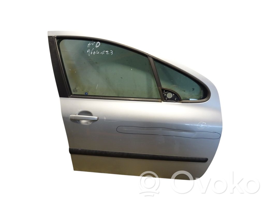 Peugeot 307 Drzwi przednie 