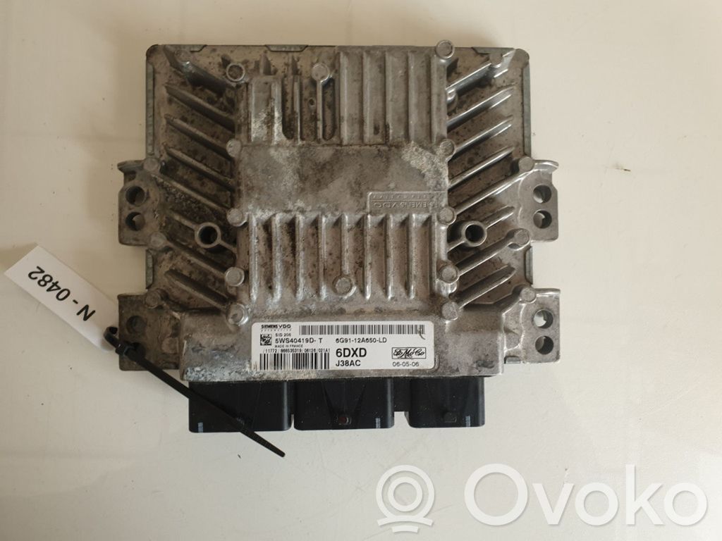 Engine control unit/module   5WS40419DT
