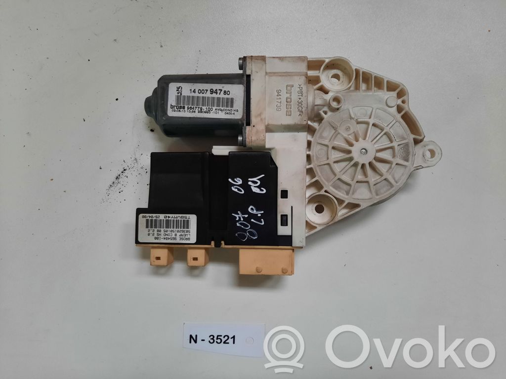 Peugeot 807 Front door window regulator motor 