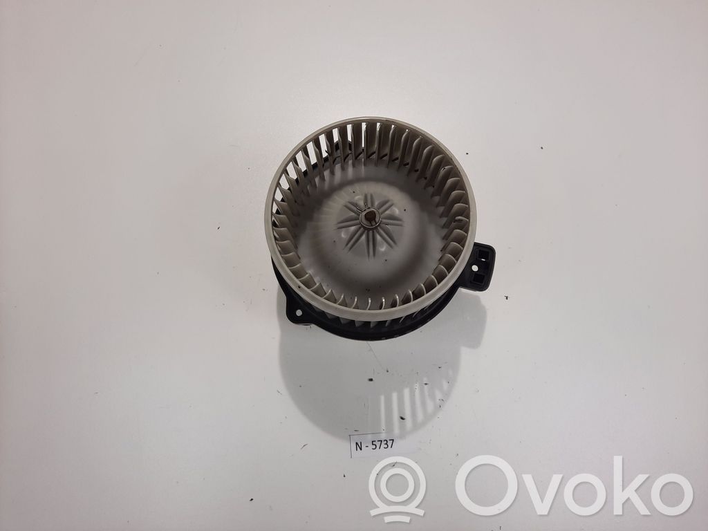 KIA Carens II Mazā radiatora ventilators 