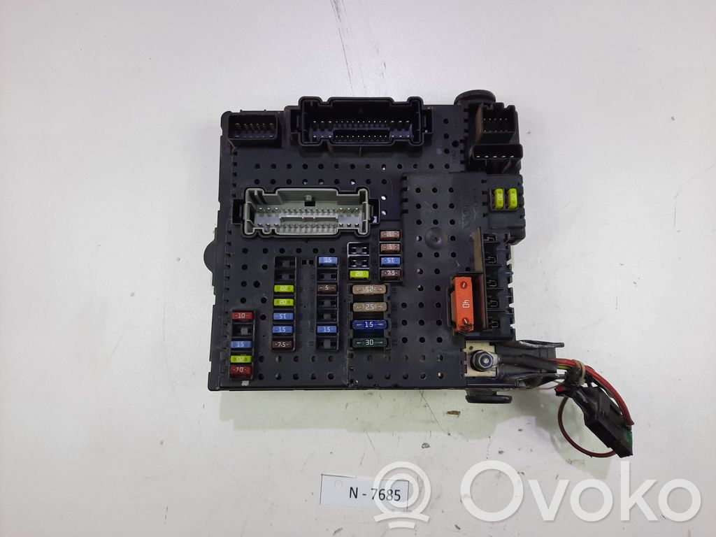Volvo XC70 Fuse module 