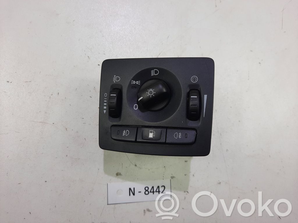 Light switch   30739300