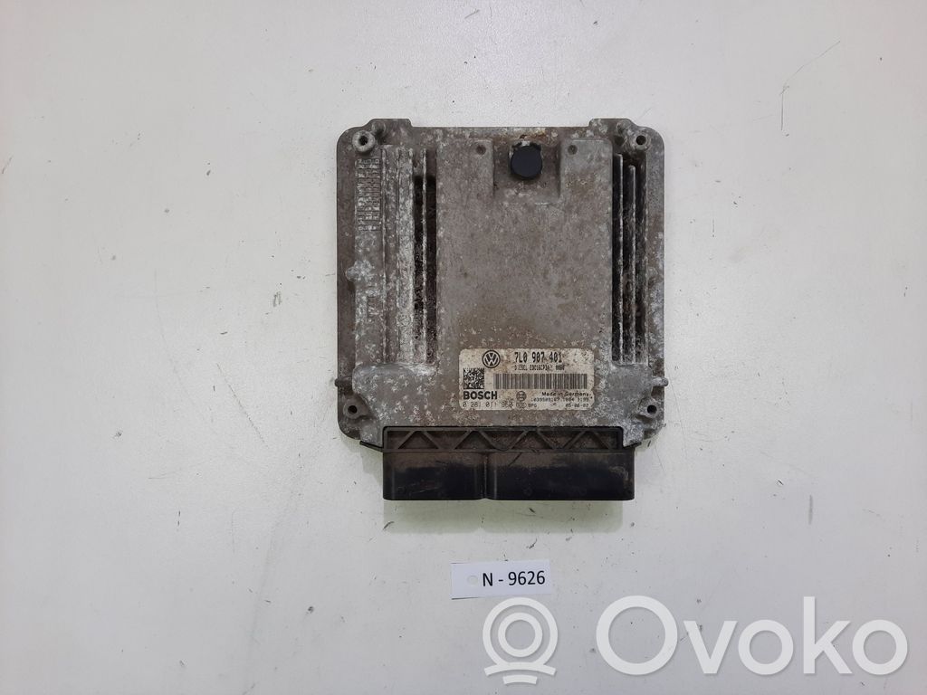Volkswagen Touareg I Engine control unit/module 