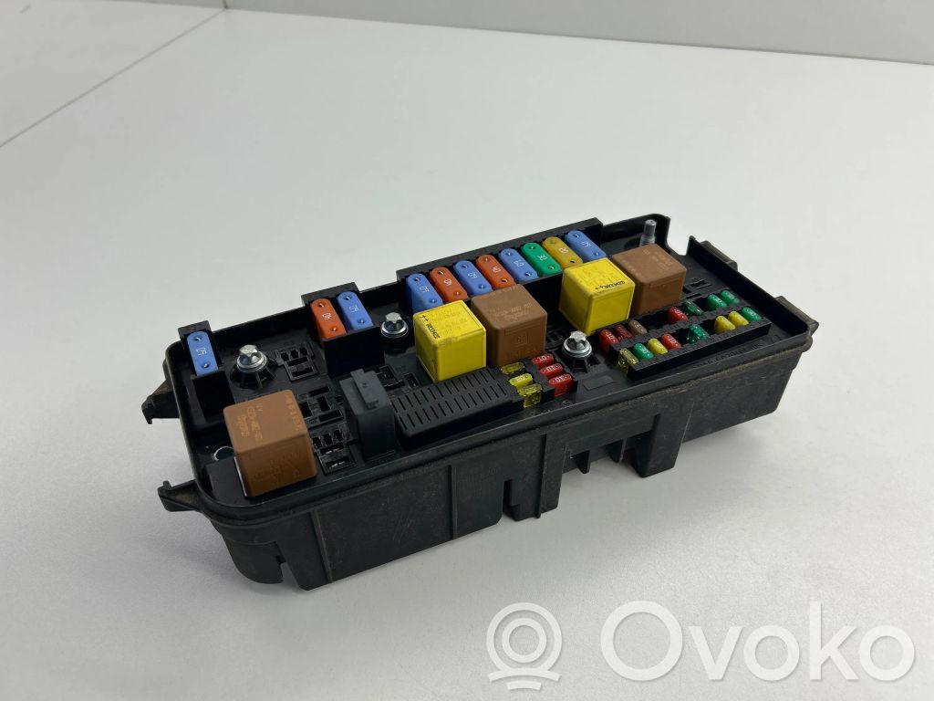 Saab 9-5 Fuse module 