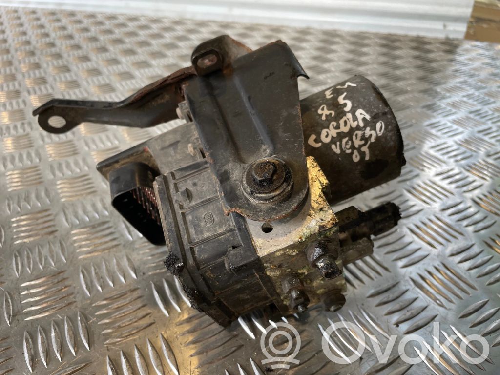 Toyota Corolla Verso E121 ABS Pump 