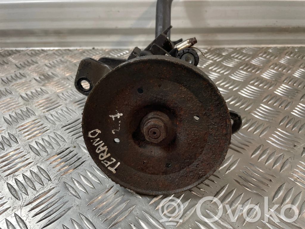 Nissan Terrano Power steering pump 