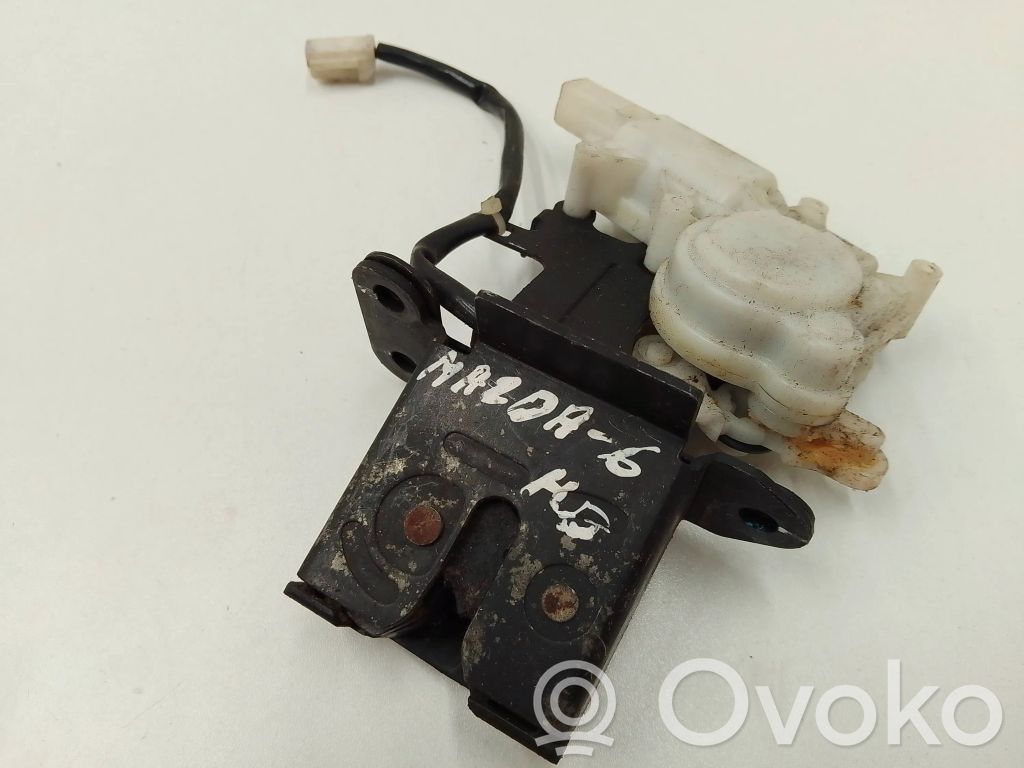 Tailgate/trunk/boot lock/catch/latch   B6701