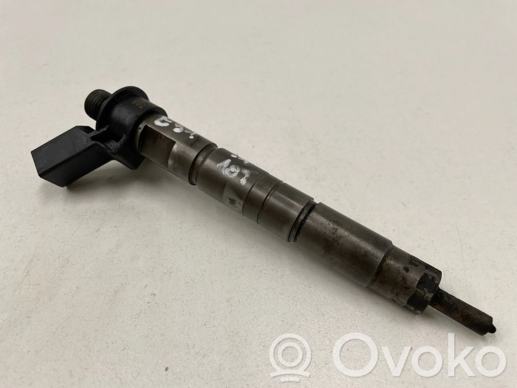 BMW 3 E90 E91 Fuel injector 