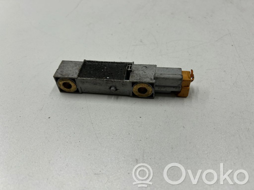 Volvo V70 Senzor impact/declanșare airbag 