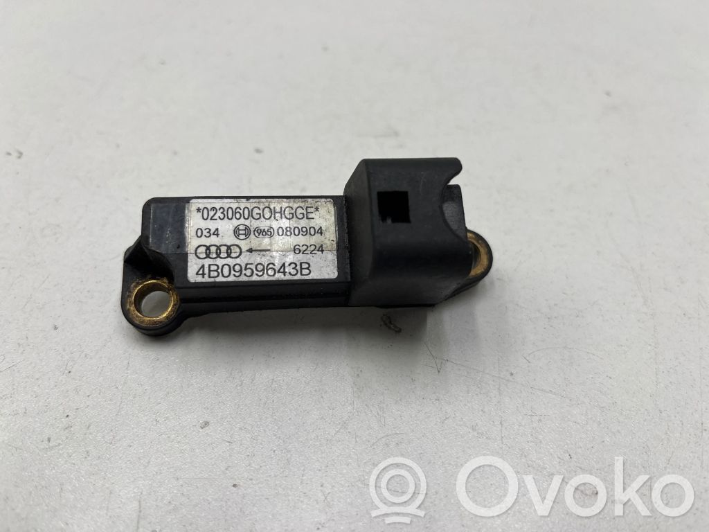 Audi A6 S6 C5 4B Airbag deployment crash/impact sensor 
