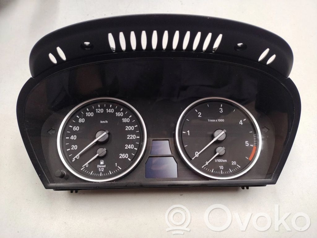 BMW 5 E60 E61 Speedometer (instrument cluster) 