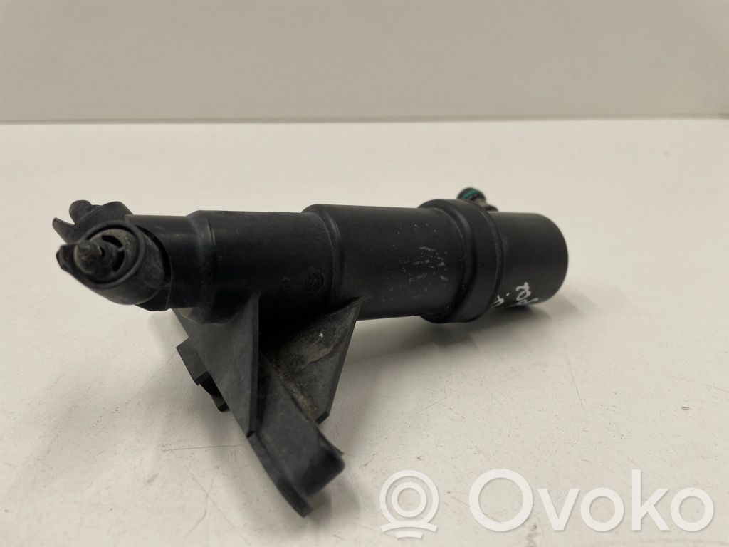 BMW 5 E60 E61 Headlight washer spray nozzle 