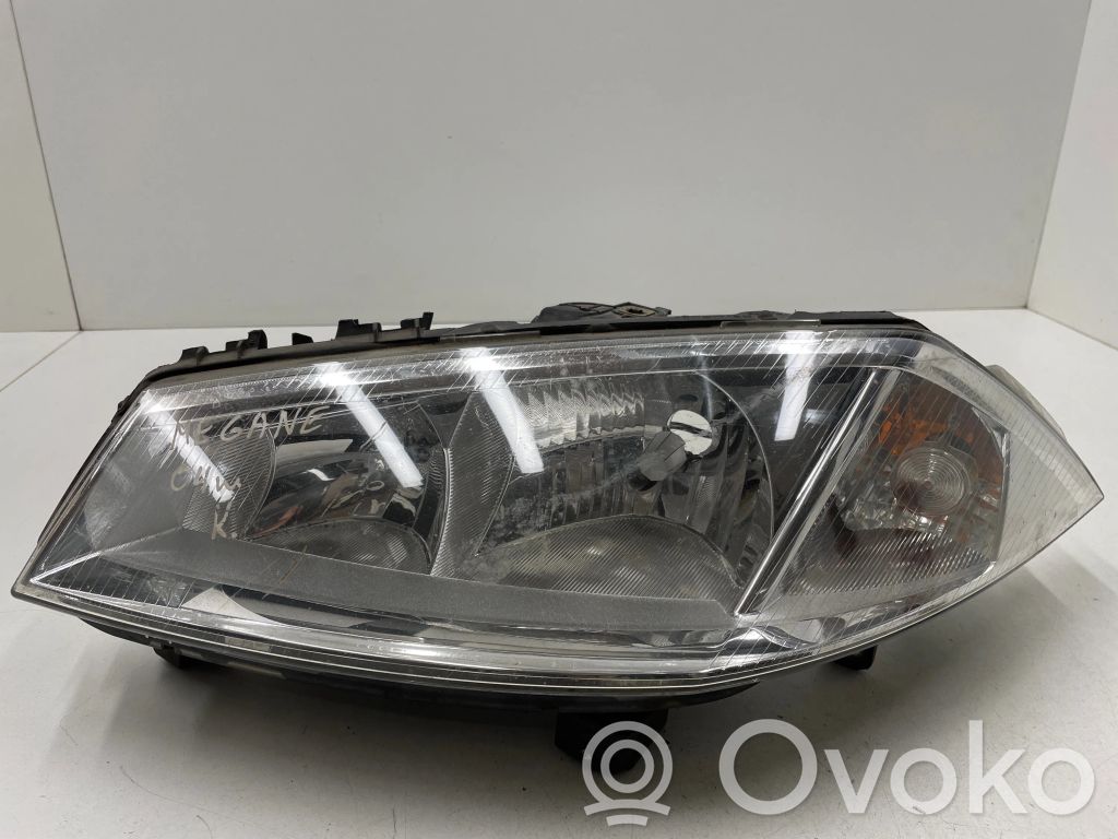 Renault Megane II Etu-/Ajovalo 
