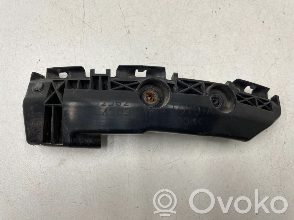 Toyota RAV 4 (XA30) Rear bumper mounting bracket 