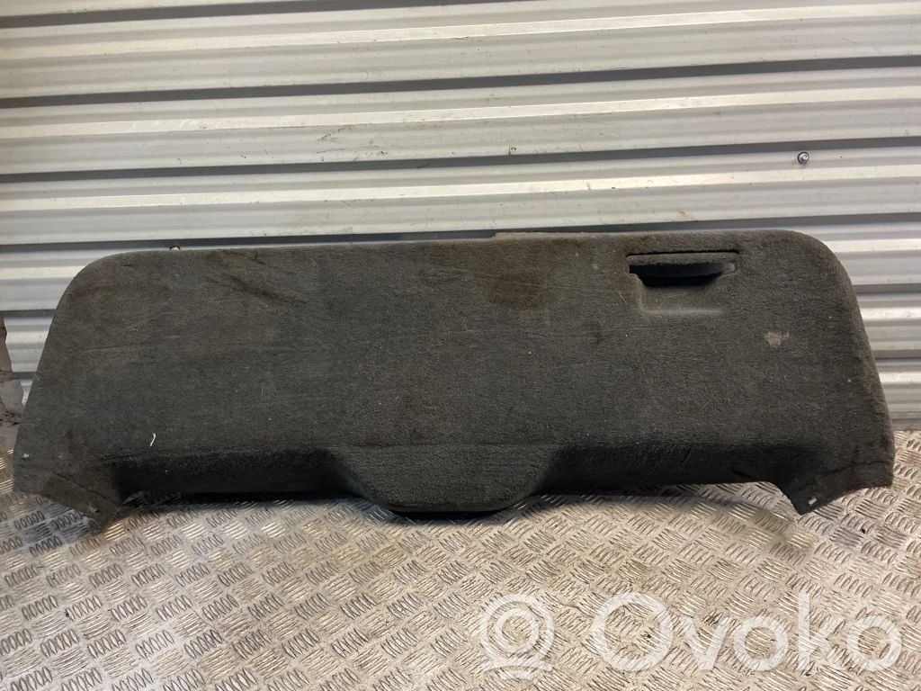 Volvo V70 Tailgate trim 
