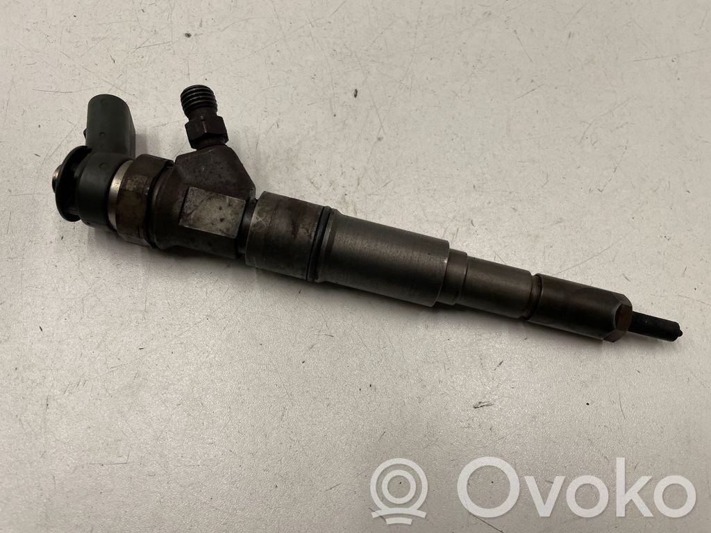 BMW 5 E60 E61 Fuel injector 