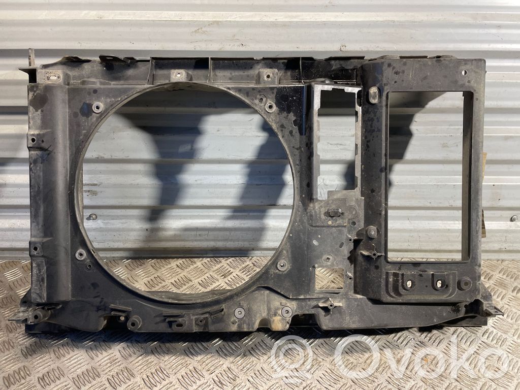 Citroen Berlingo Radiatorių panelė 