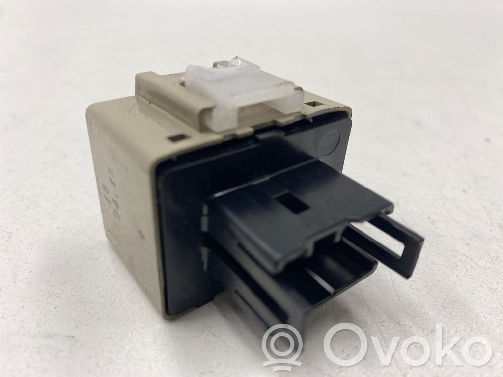 Toyota Corolla Verso AR10 Other relay 