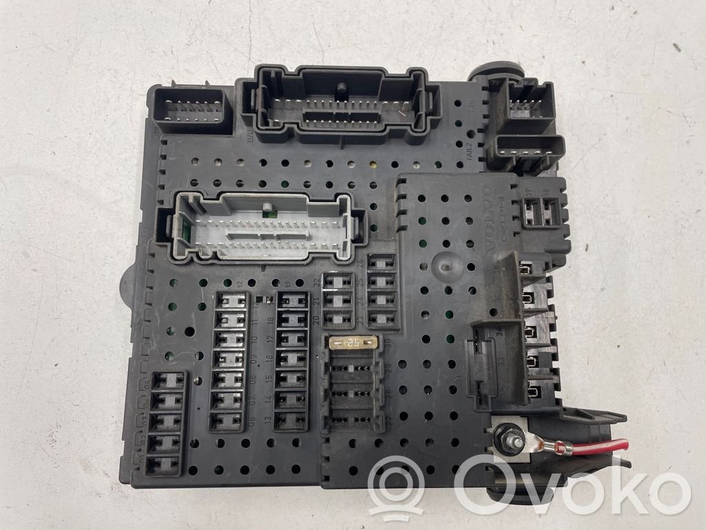 Módulo de fusible   8676391,12217799,04W503