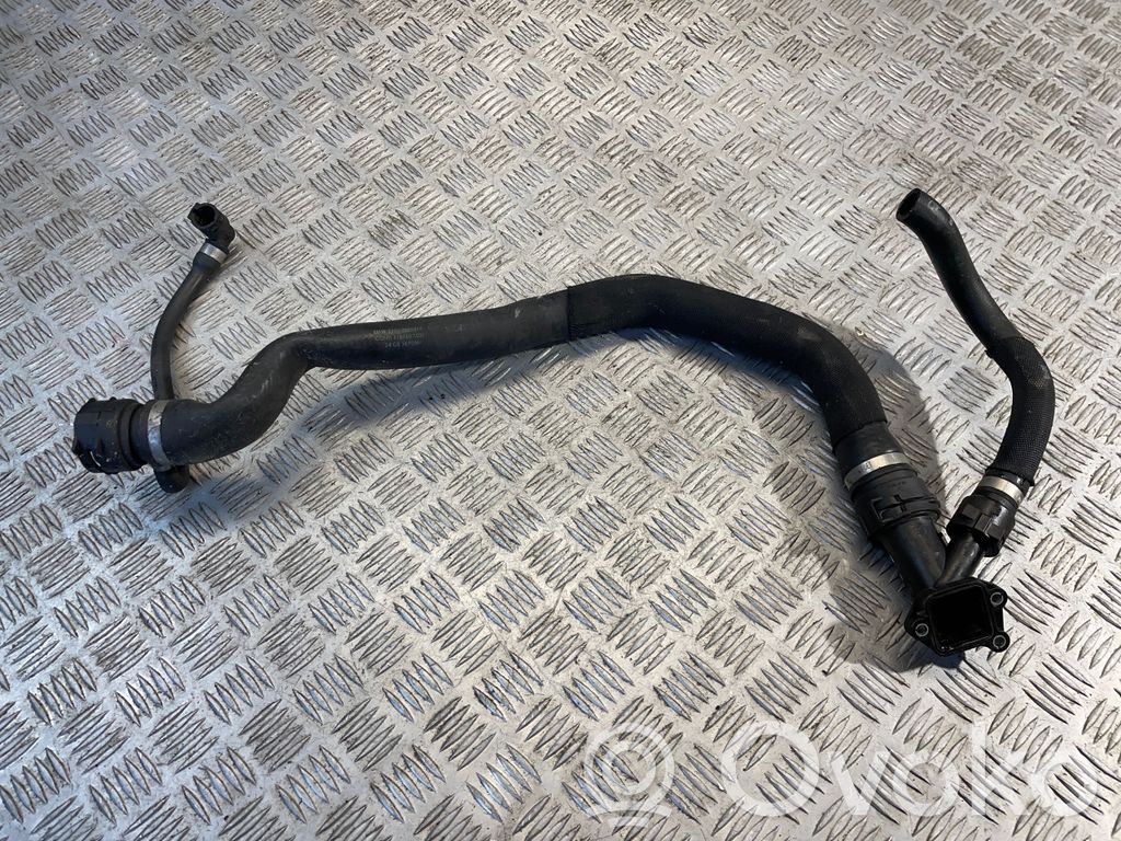 BMW 3 E90 E91 Engine coolant pipe/hose 