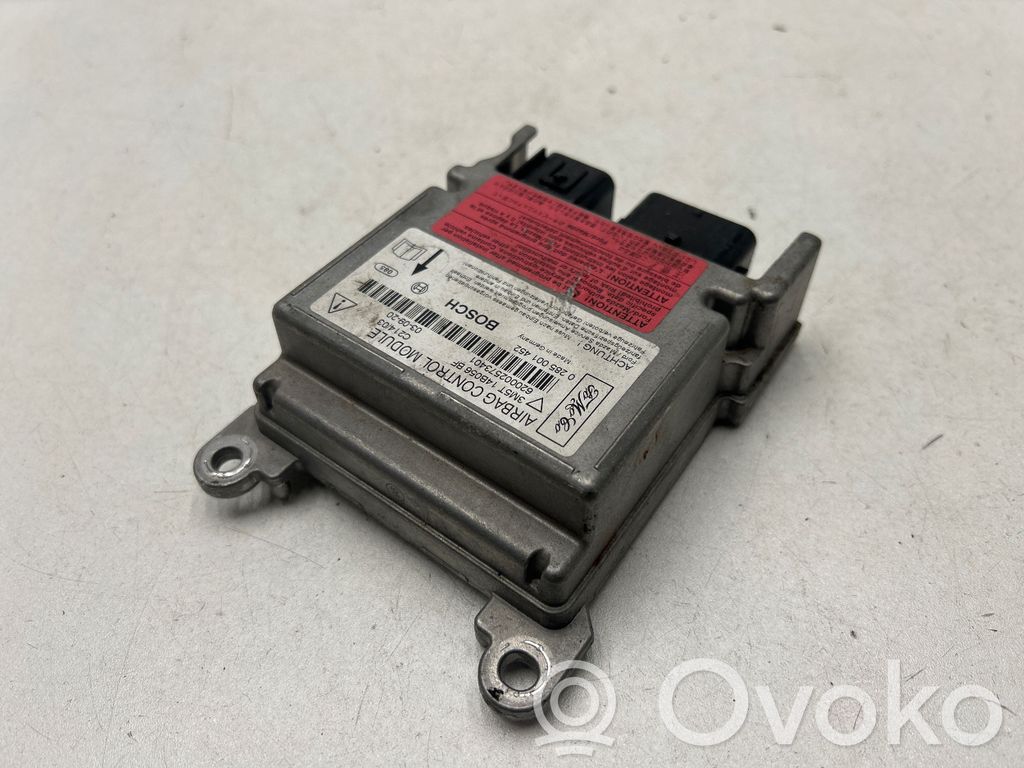 Ford Focus C-MAX Airbag control unit/module 