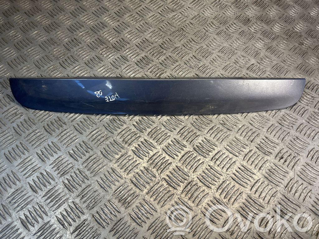 Nissan Note (E11) Éclairage de plaque d'immatriculation 