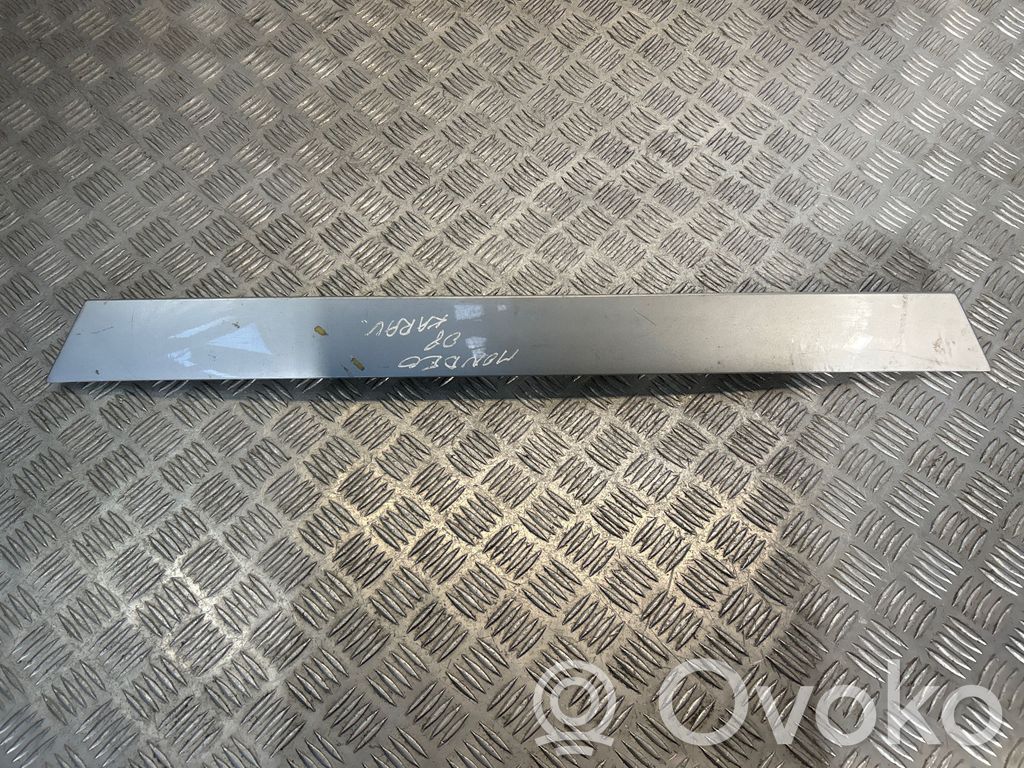 Ford Mondeo MK IV Trunk door license plate light bar 
