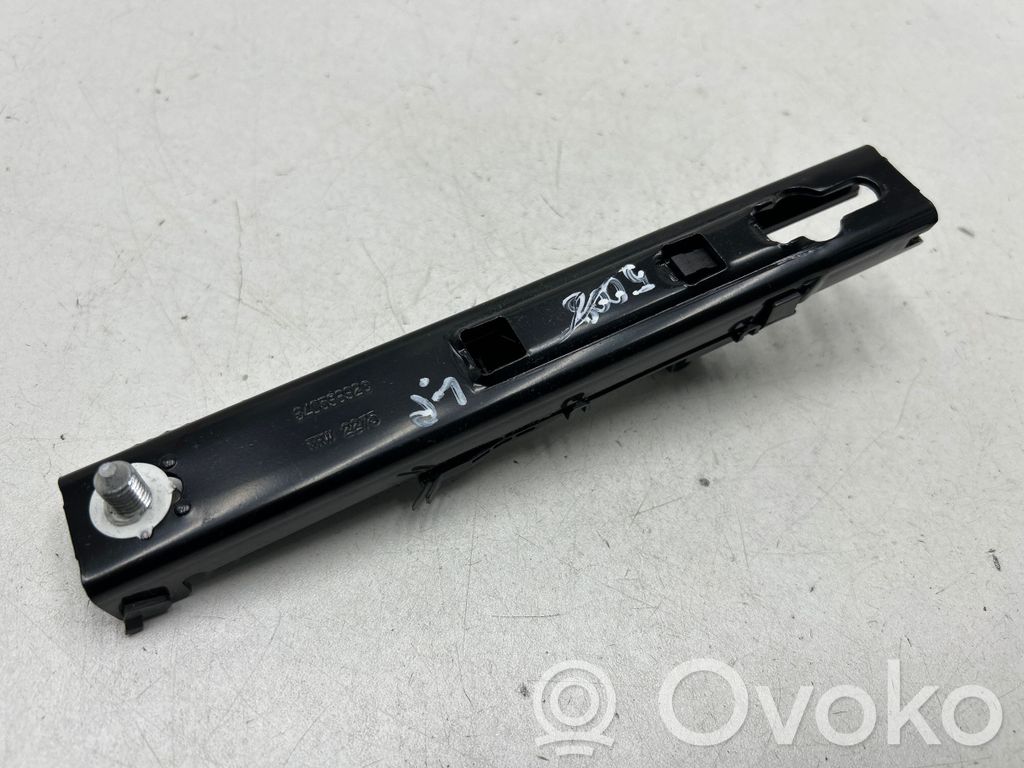 Peugeot 5008 Seat belt adjustment rail 
