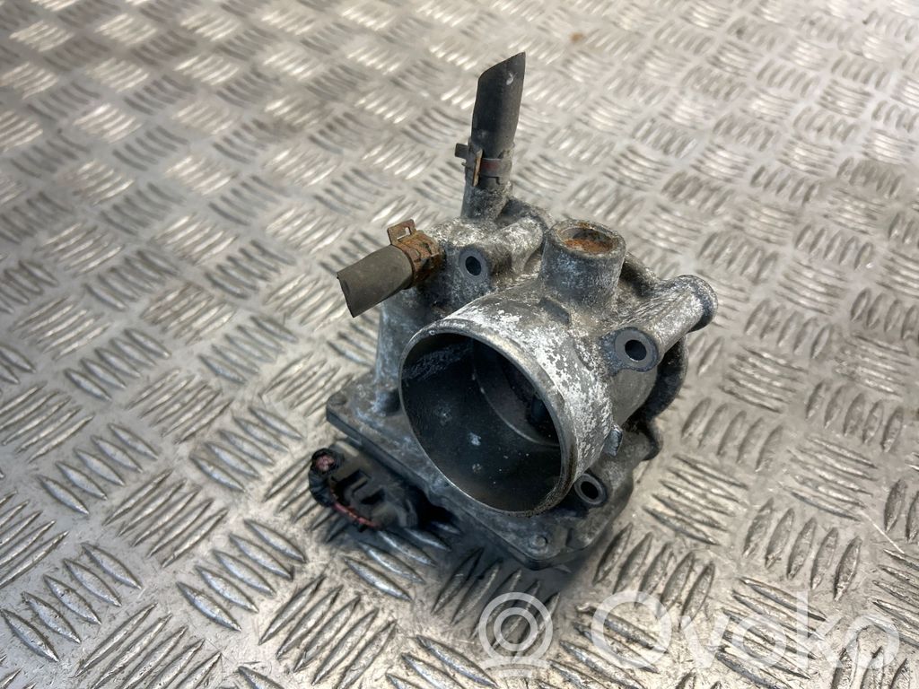 Toyota Avensis T270 Throttle valve 