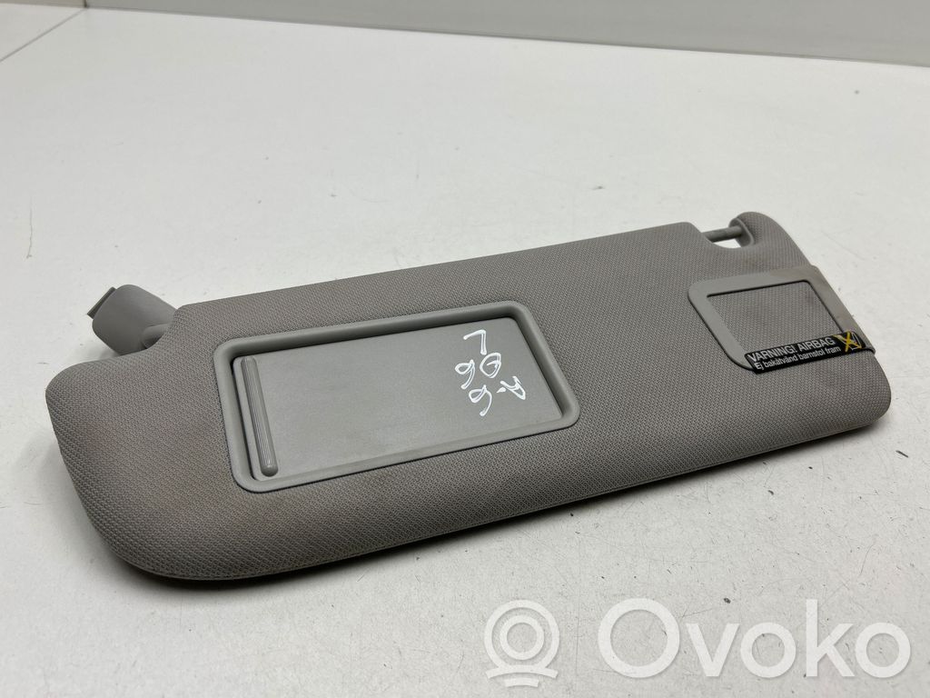 Sun visor