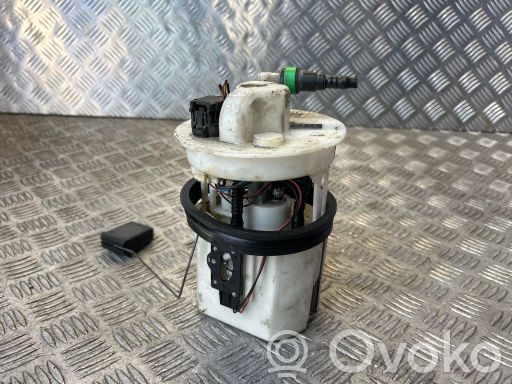 Mazda 6 Bomba interna de combustible 
