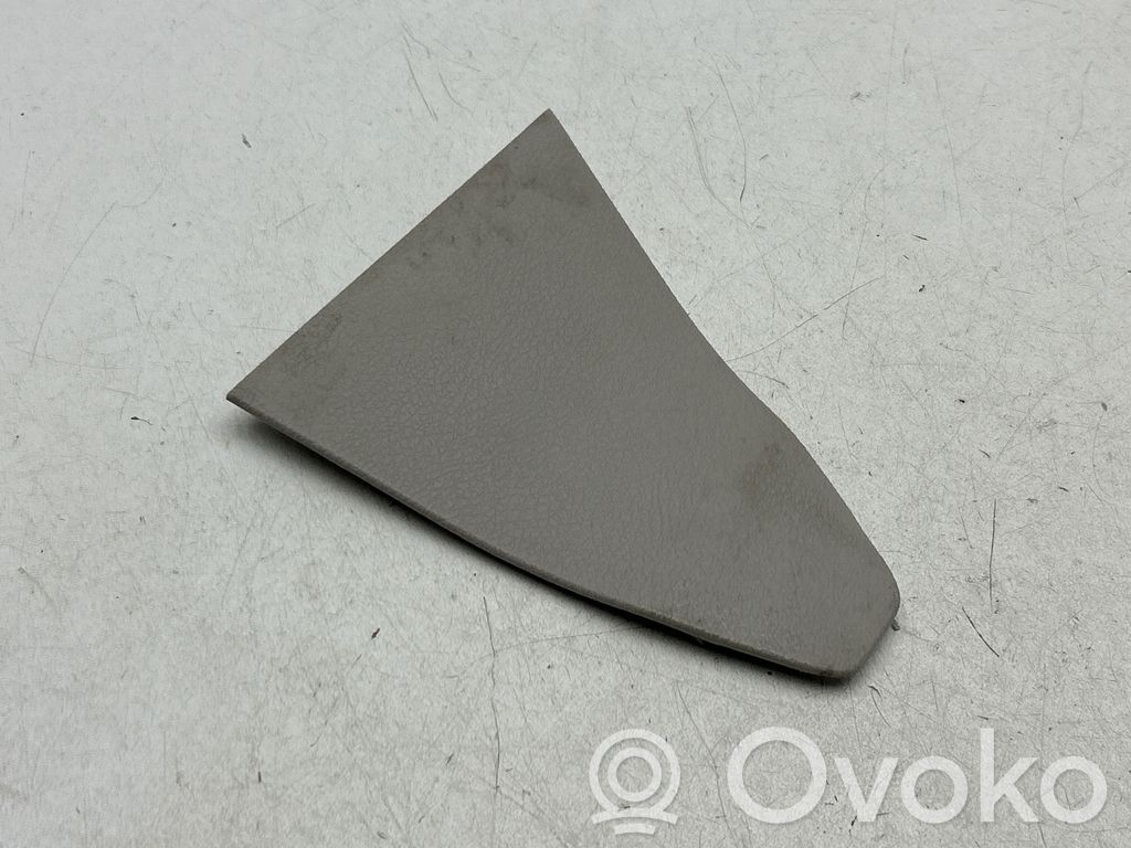 Chrysler Pacifica Other sill/pillar trim element 