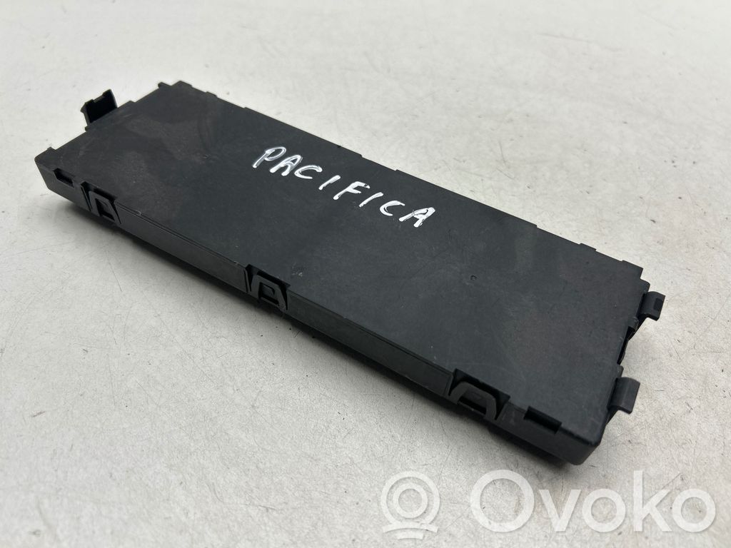 Chrysler Pacifica Seat control module 
