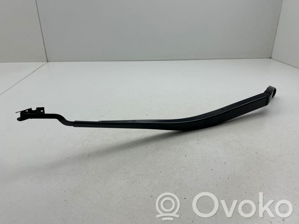 Chrysler Pacifica Front wiper blade arm 