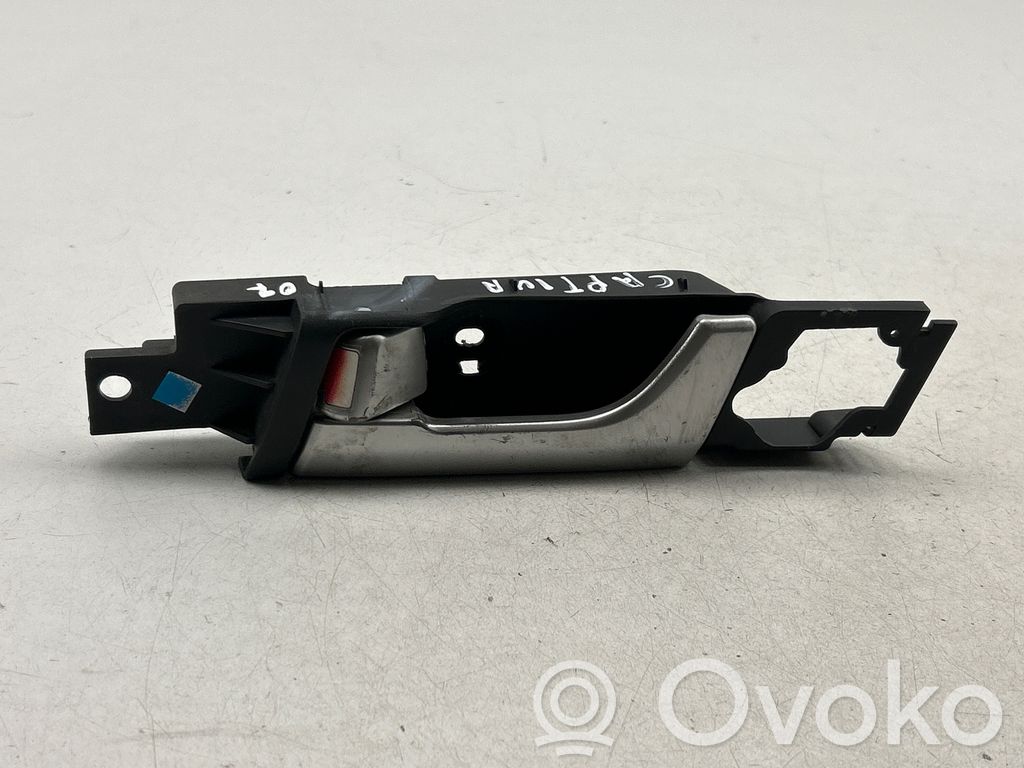 Chevrolet Captiva Front door interior handle 