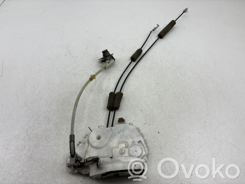 Honda Civic Priekšpusē slēdzene 